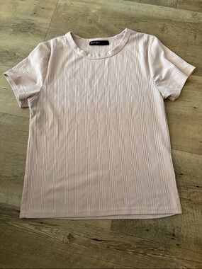 Everyday Ribbed Crewneck Tee in Pale Pink